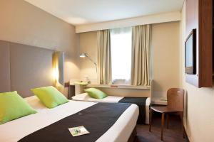 Hotels Campanile Hotel Senlis : photos des chambres