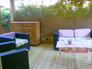 Appartements chemin neuf jardin : photos des chambres