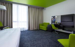 Suite with Runway View room in Park Inn by Radisson Pulkovo Airport