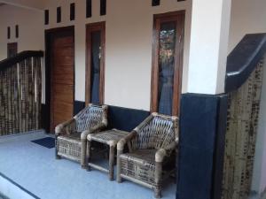 Telage Indah Homestay, Privatzimmer - Kuta