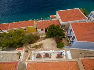 Roulas Apartments Halki-Island Greece