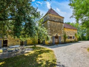 Maisons de vacances House with private, heated swimming pool and nature park, beautiful views : photos des chambres