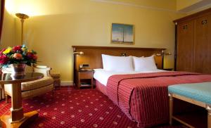 Fairmont Double Room with City View room in Fairmont Le Montreux Palace