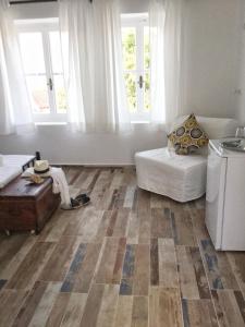 Gigi Rooms Poros-Island Greece