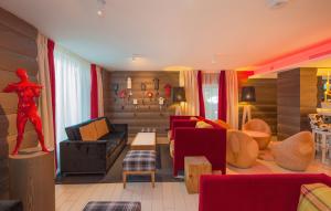 Agora Swiss Night by Fassbind