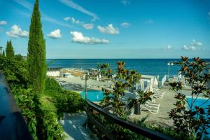 White Lagoon Resort -Inclusive