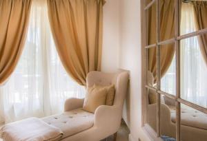 Hotels Hotel & Restaurant Alain Llorca : Suite Prestige 