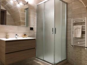 Quadruple Room with Private Bathroom