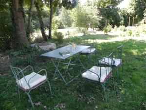 B&B / Chambres d'hotes Au Son du Jardin Poitevin : photos des chambres