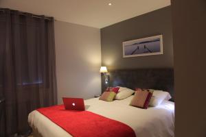 Hotels Cozy Hotel Logis Morlaix : photos des chambres