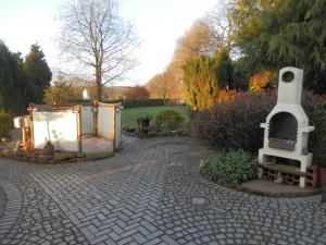 B&B / Chambres d'hotes La petite Cretouffiere - Naturiste Accommodation - Adult Only : photos des chambres