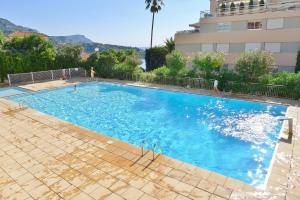 Jardin Figuiers AP4123 by Riviera Holiday Homes