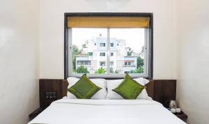 Treebo Malhaar Regency