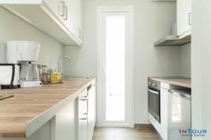 Art point under Acropolis