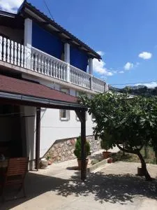 Ana & Stela - 卡尔卢巴格