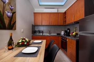 Angelo Del'Arte Estate Corfu Greece