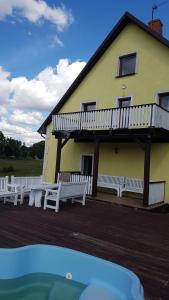MAZURY DWOREK PIŁACKI