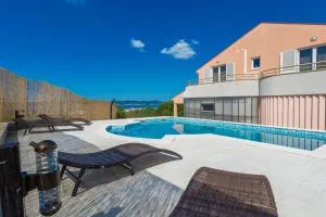 Holiday Home Matela - Babin Dub Pločanski