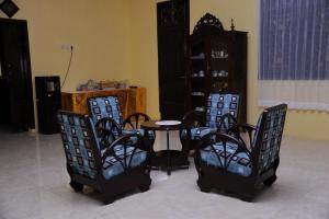 Rumah Eyang Guest House