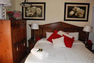 Roniques Guest House