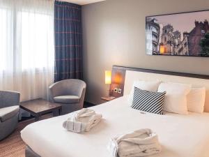 Hotels Hotel Mercure Rennes Cesson : photos des chambres