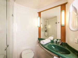 Hotels ibis Cannes Mandelieu : photos des chambres