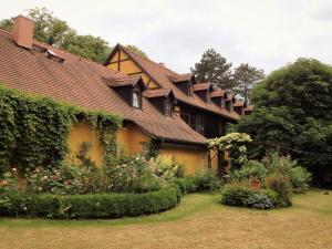 Апартамент Ferienwohnung im Kastanienhof Dresden, B&uuml;hlau Дрезден Німеччина