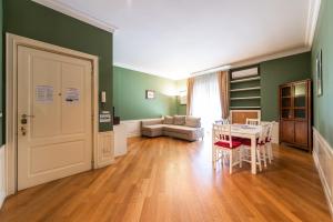 Appartement Apartments Andrea (only for families) Bari Italië