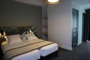 Hotels Hotel Saint-Roch, The Originals Relais : photos des chambres