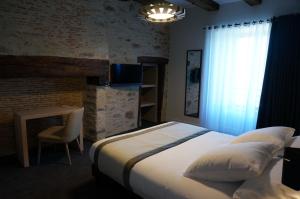 Hotels Hotel Saint-Roch, The Originals Relais : photos des chambres