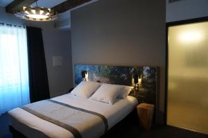 Hotels Hotel Saint-Roch, The Originals Relais : photos des chambres