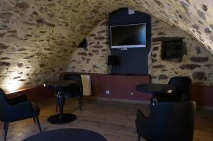 Hotels Hotel Saint-Roch, The Originals Relais : photos des chambres