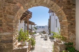 Seirines Apartments Tinos Greece