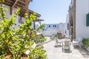 Seirines Apartments Tinos Greece