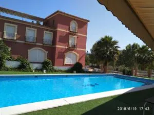 Complejo turístico y alojamientos Fuente de la Salud - Doña Mencía