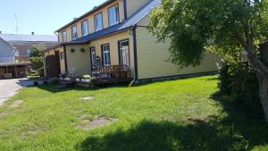 Summer Apartment