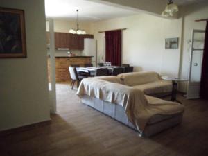 Niki Apartments