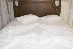 Shivas Beach Cabanas