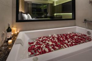Deluxe Twin Room with View room in Chillax Heritage
