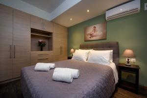 Angelo DelArte Estate