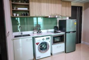 Dusit Grand Condo View by VIK