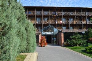 Nyushaga oxshagan issiq qiz bilan jinsiy aloqa