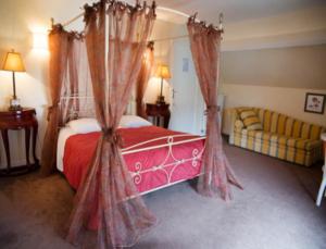 Maisons d'hotes La Tour des Plantes : photos des chambres