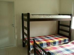 Duplex cobertura na praia em condomínio familiar