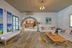 Dioni Hotel Skyros Greece