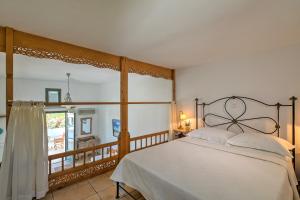 Dioni Hotel Skyros Greece