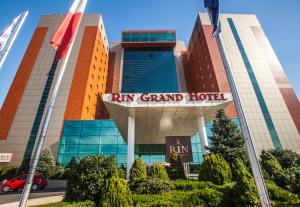 4 star Готель RIN Grand Hotel Бухарест Румунiя