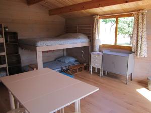 Sejours a la ferme La Grange de Campaulise - Camping a la ferme - Hebergements - Mont Ventoux : photos des chambres