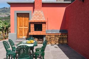 Casa da Aldeia by An Island Apart