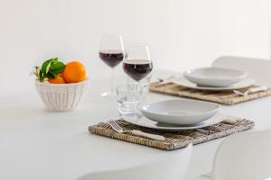 White Stylish Apartments 2